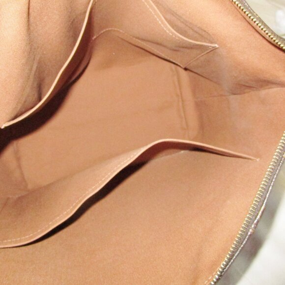 Louis Vuitton Elegant Brown Tote Bag - Picture 12 of 16